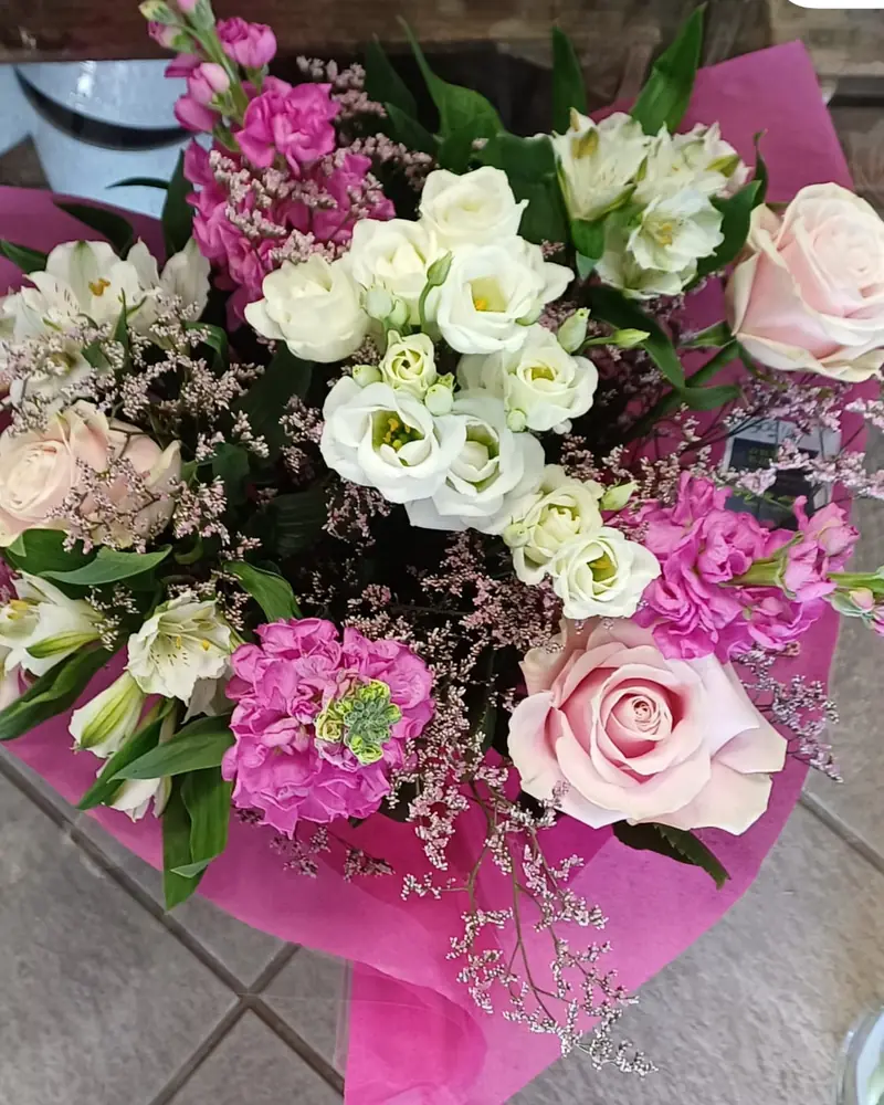 Bouquet de fête rose et blanc