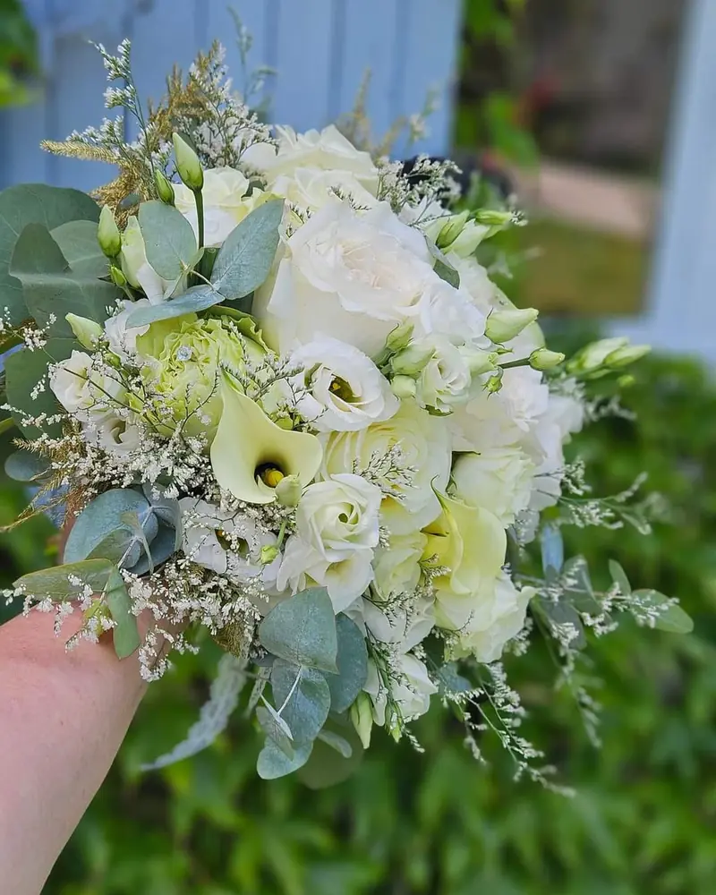 Bouquet de mariée blanc et vert