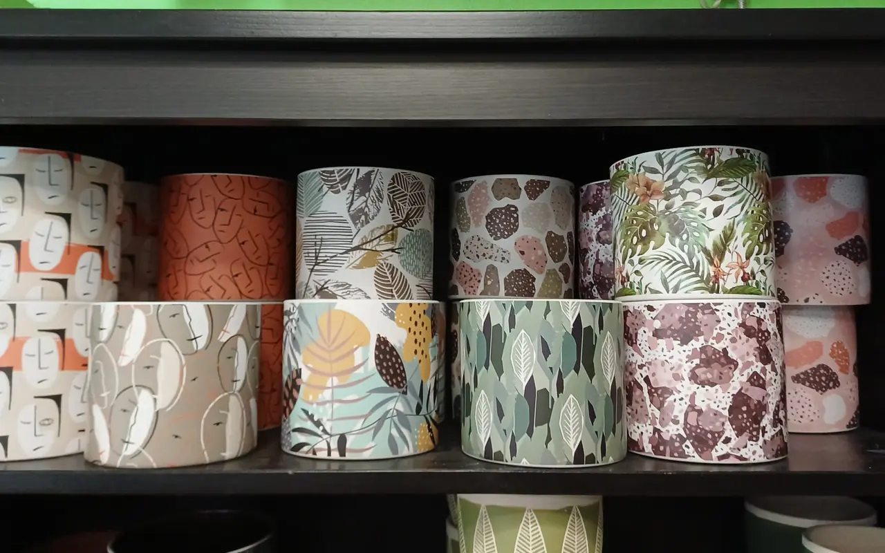 Cache-pots à motifs
